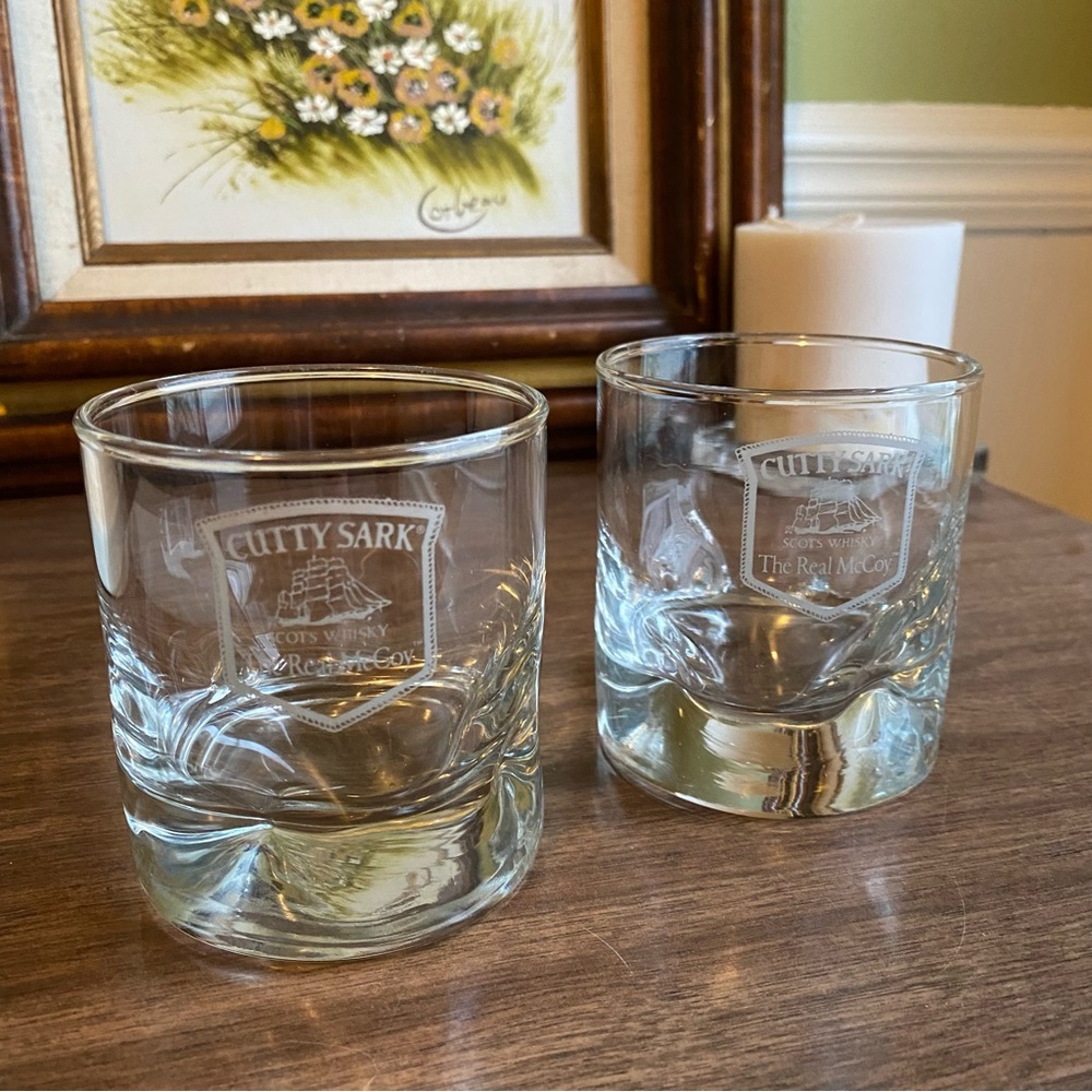 Set of 2 Cutty Sark Scots Whisky The Real McCoy Etched Lowball Dimpled Glasses